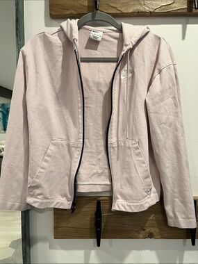 Nike lilac color extra small top